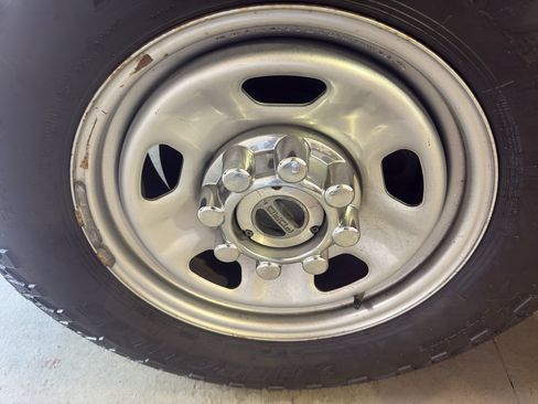 Used 2022 Ford F350 XL w/ Power Equipment Group image 29