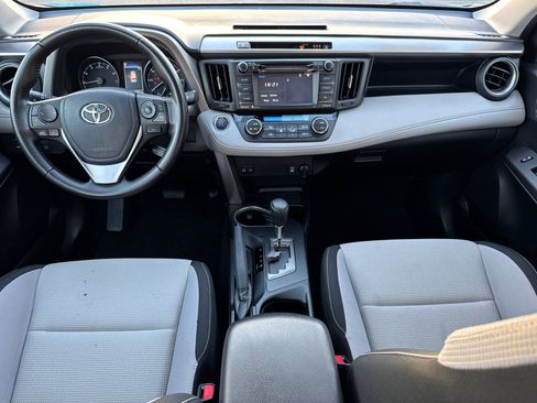 Certified 2018 Toyota RAV4 XLE image 21