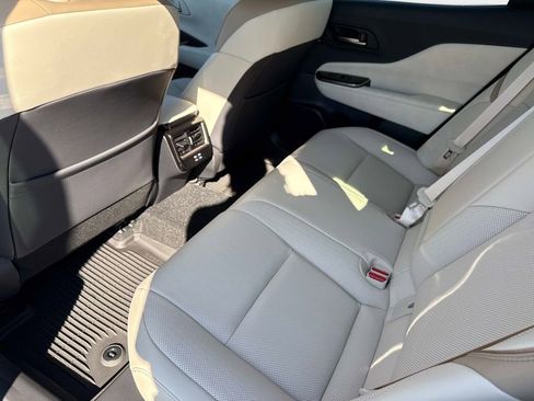 Used 2026 Toyota Crown Limited image 12