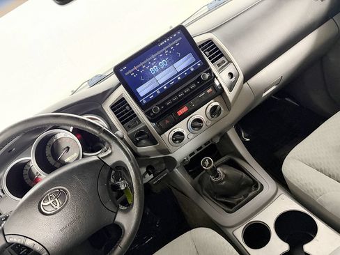 Used 2011 Toyota Tacoma 4x4 Access Cab w/ SR5 Pkg #2 image 42