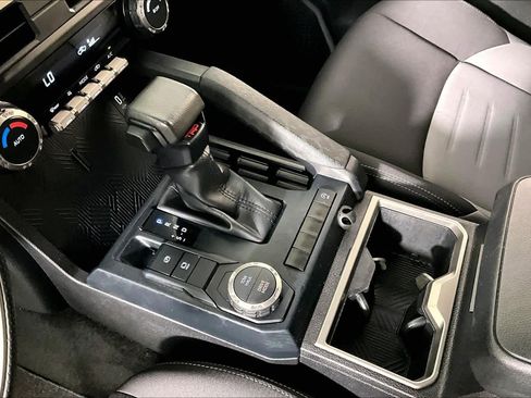 Used 2024 Toyota Tacoma TRD Sport image 14