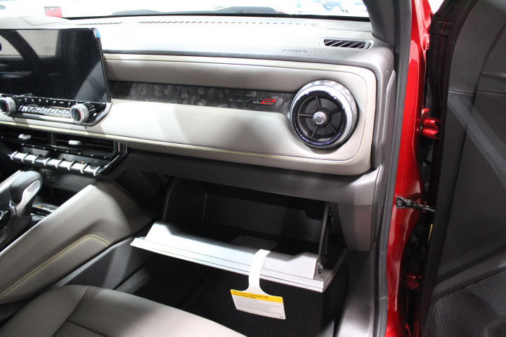 New 2026 Chevrolet Colorado ZR2 AWD/4WD image 28