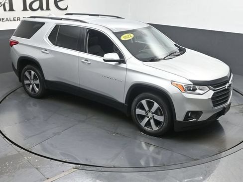 Used 2020 Chevrolet Traverse LT w/ LT Premium Package FWD image 50