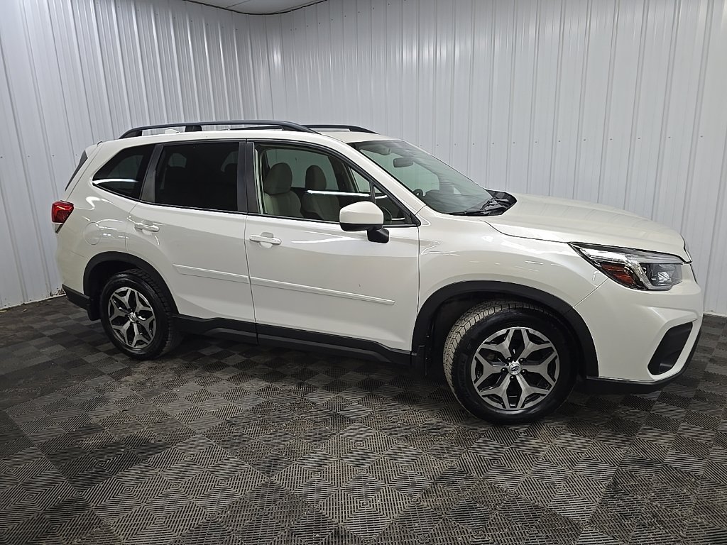 Used 2021 Subaru Forester Premium AWD/4WD image 1