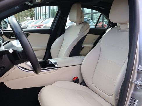 Used 2023 Mercedes-Benz C 300 Sedan w/ Exclusive Trim Package image 32