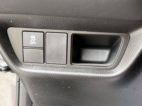 Used 2024 Honda HR-V LX image 17