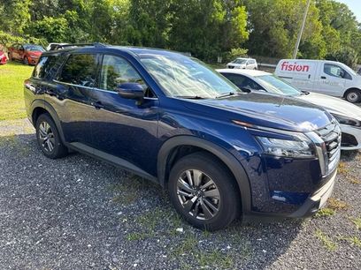 Used 2025 Nissan Pathfinder SV