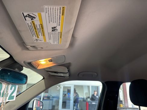 Used 2022 Chevrolet TrailBlazer LT w/ Convenience Package image 32