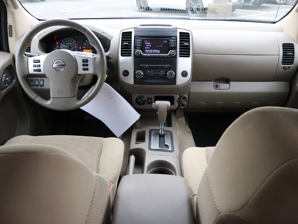 Used 2016 Nissan Frontier SV AWD/4WD image 13