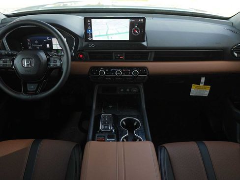 Used 2026 Honda Passport TrailSport Elite image 10