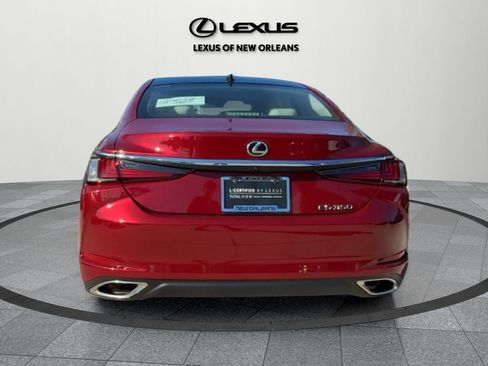 Certified 2025 Lexus ES 350 w/ Premium Package image 6