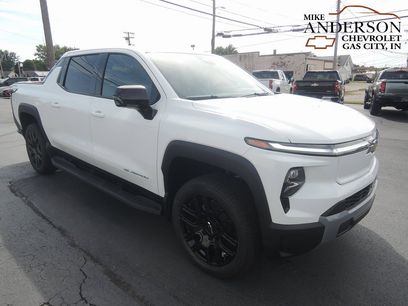 New 2025 Chevrolet Silverado EV LT