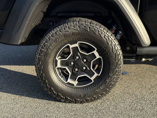 Used 2021 Jeep Gladiator Mojave AWD/4WD image 12