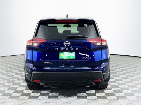 Used 2024 Nissan Rogue SV AWD/4WD image 8