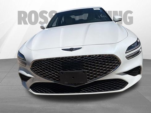 Used 2025 Genesis G70 2.5T image 2