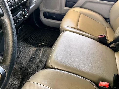 Used 2021 Ford F250 XL w/ STX Appearance Package AWD/4WD image 14