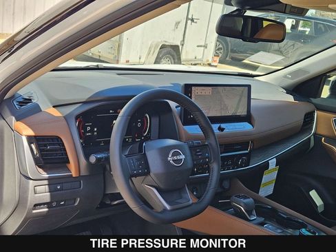 New 2026 Nissan Rogue Platinum AWD/4WD image 13