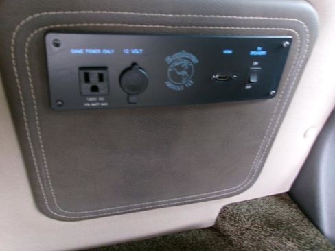 Used 2021 Ford Transit 150 Low Roof image 23