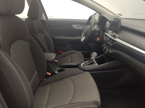 Used 2022 Kia Forte LXS FWD image 21