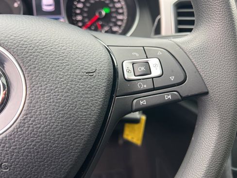 Used 2018 Volkswagen Atlas Launch Edition image 14