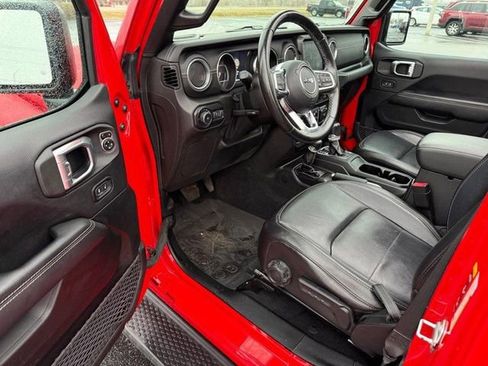 Used 2020 Jeep Wrangler Unlimited Sahara image 18