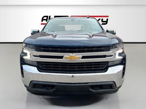 Used 2021 Chevrolet Silverado 1500 LT w/ Bed Protection Package AWD/4WD image 2
