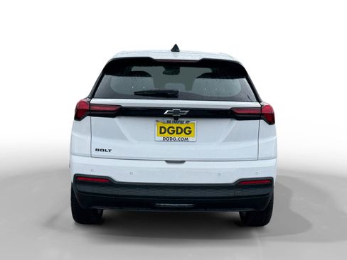 New 2027 Chevrolet Bolt LT image 4