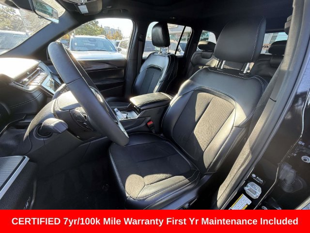 Used 2025 Jeep Grand Cherokee Altitude AWD/4WD image 20