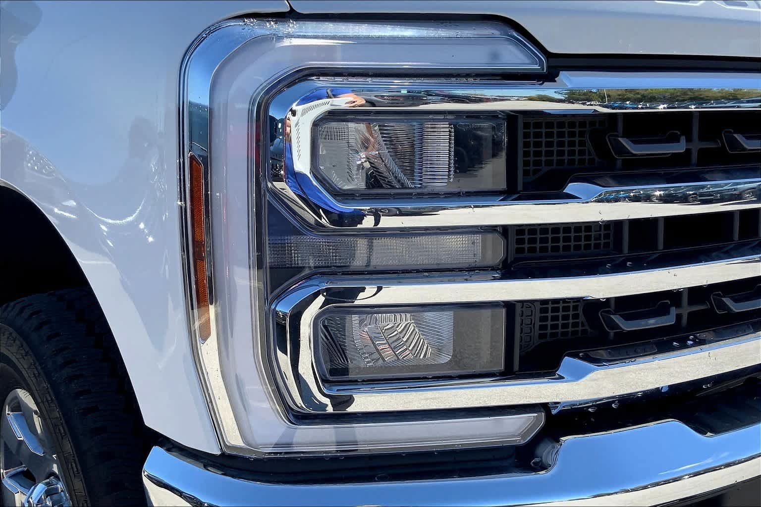 Used 2025 Ford F250 King Ranch w/ Chrome Package AWD/4WD image 11