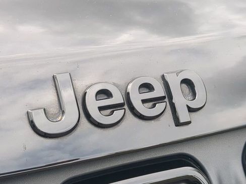 Used 2022 Jeep Compass Altitude w/ Convenience Group image 13