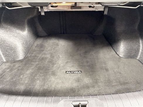 Used 2024 Nissan Altima 2.5 S image 31