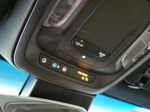 Certified 2024 Cadillac CT4 Luxury image 21