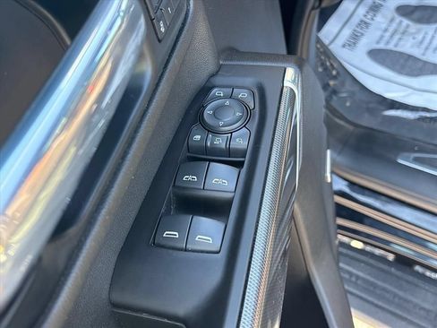 Used 2022 GMC Sierra 2500 AT4 w/ AT4 Premium Plus Package AWD/4WD image 27