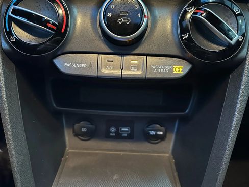 Used 2019 Hyundai Kona SEL w/ SEL Tech Package 02 image 21