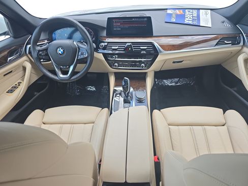 Used 2020 BMW 540i w/ Convenience Package RWD image 9