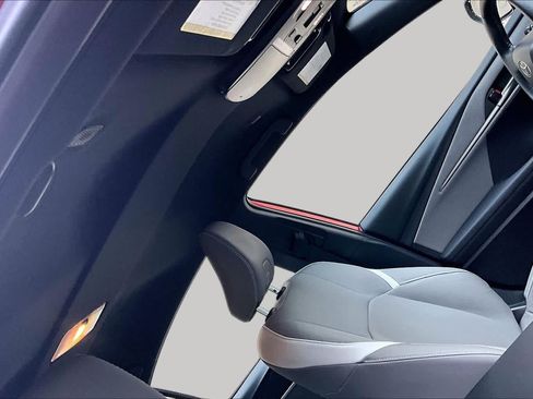 Certified 2025 Toyota Camry SE w/ Convenience Package FWD image 14