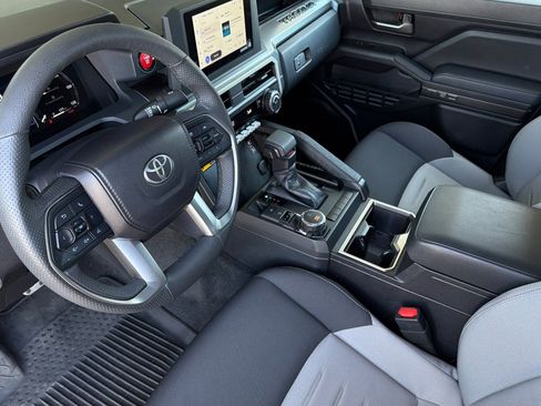 Used 2025 Toyota Tacoma TRD Sport w/ TRD Sport Upgrade Package AWD/4WD image 12