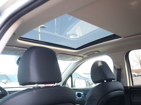 New 2026 Kia Sorento S FWD image 23