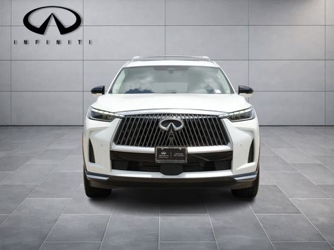 Certified 2026 INFINITI QX60 Luxe w/ Cargo Package FWD image 2