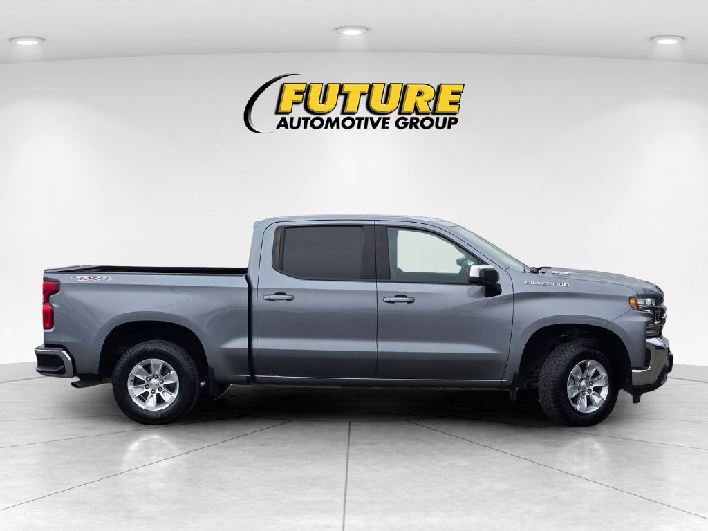 Used 2021 Chevrolet Silverado 1500 LT w/ Bed Protection Package AWD/4WD image 3