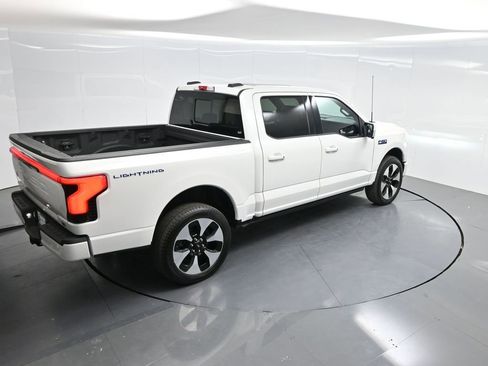 Used 2024 Ford F150 Lightning Platinum AWD/4WD image 45
