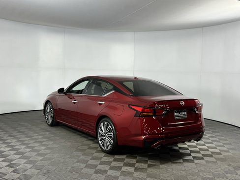 Used 2024 Nissan Altima 2.5 SL image 8