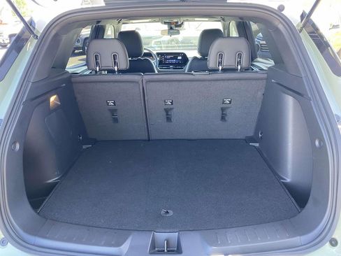 Used 2025 Chevrolet TrailBlazer ACTIV w/ Driver Confidence Package image 8