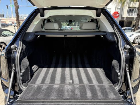 Used 2026 Rolls-Royce Cullinan AWD/4WD image 22