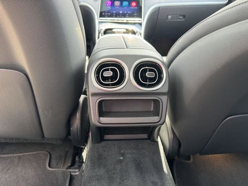 Used 2026 Mercedes-Benz C 300 Sedan image 18