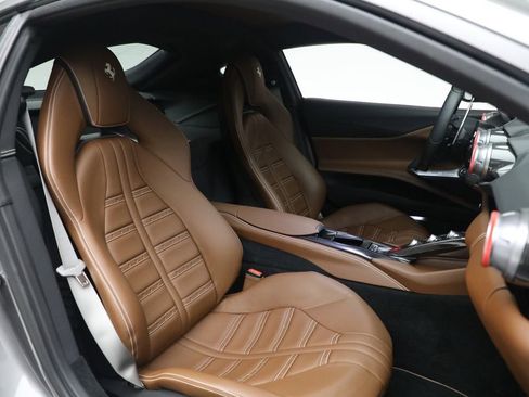 Used 2018 Ferrari 812 Superfast Base image 20