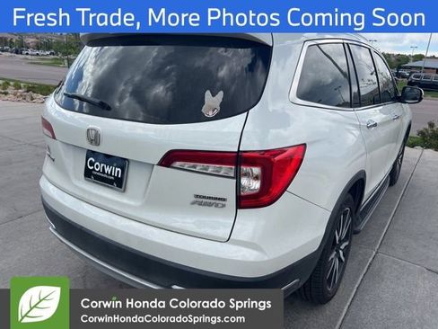 Used 2019 Honda Pilot Touring image 3