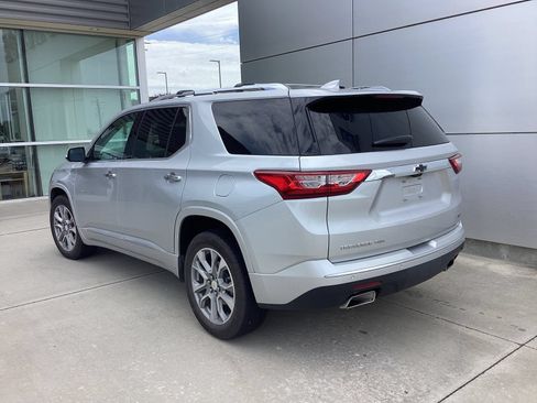 Used 2018 Chevrolet Traverse Premier AWD/4WD image 2