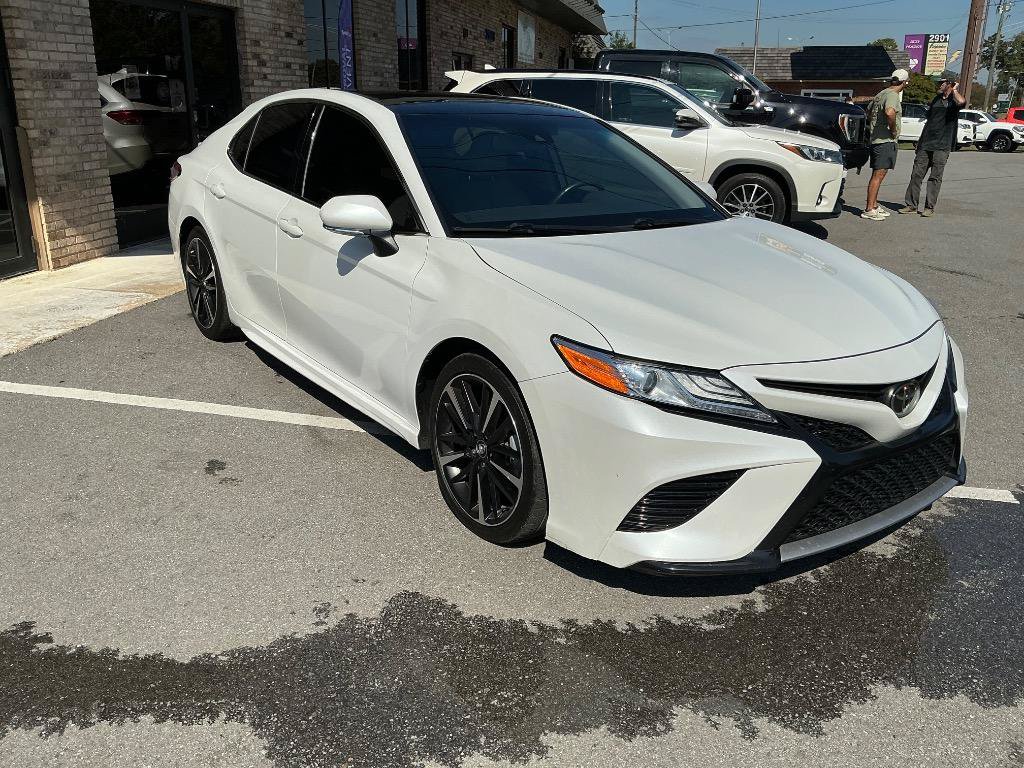 Used 2020 Toyota Camry XSE FWD image 8