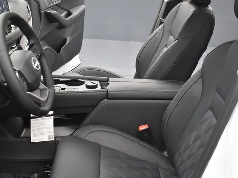 New 2026 Nissan Rogue Platinum w/ Platinum Premium Package image 18